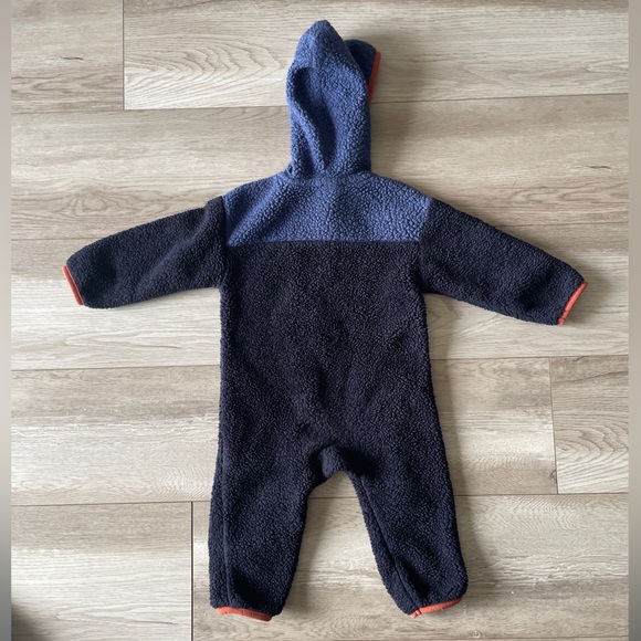 Old Navy Navy and Black Kids Footie - Picture 2 of 3